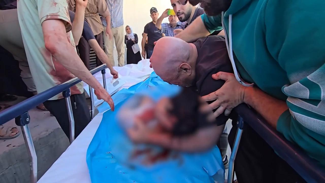 Video thumbnail for Israeli strike kills 4 Palestinians in Gaza despite ceasefire.