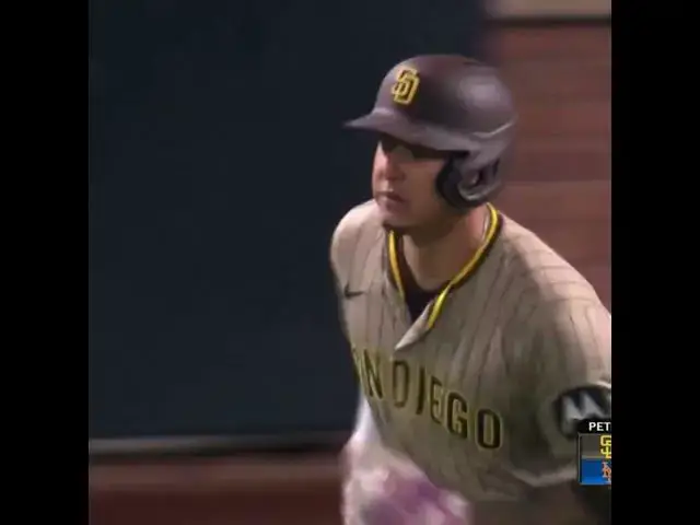 'Video thumbnail for Manny Machado CRUSHES a GRAND-SLAM, 26th Homer of Season!'