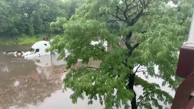 'Video thumbnail for Flash flooding on the Clearview Expressway in Queens'