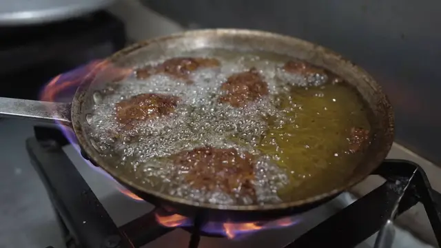 'Video thumbnail for Belizean Street Food in Placencia, Belize!'