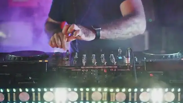 'Video thumbnail for Dj Mixing In A New Track On A Dj Controller'