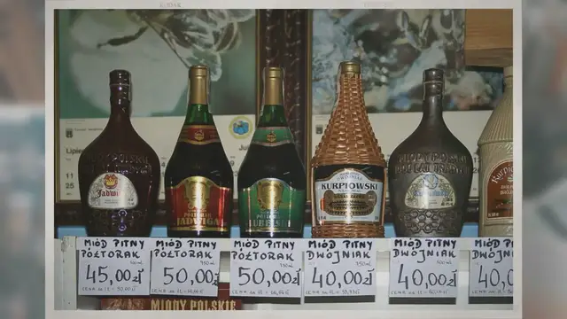 Video thumbnail for Does Mead Go Bad?