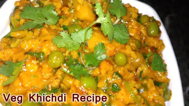 Video thumbnail for वेज खिचड़ी बनाने की विधि | How to make Veg Khichdi recipe | Veg Khichdi Recipe Video