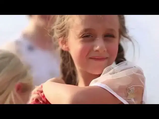 Video thumbnail for Beauty Girl Running