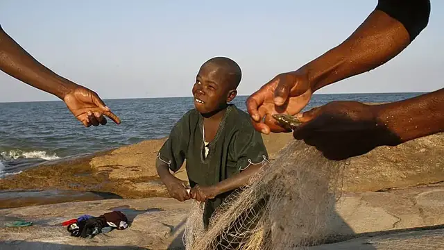 Video thumbnail for Lake Malawi's Mbenje island protects vital fish stocks with annual fishing ban