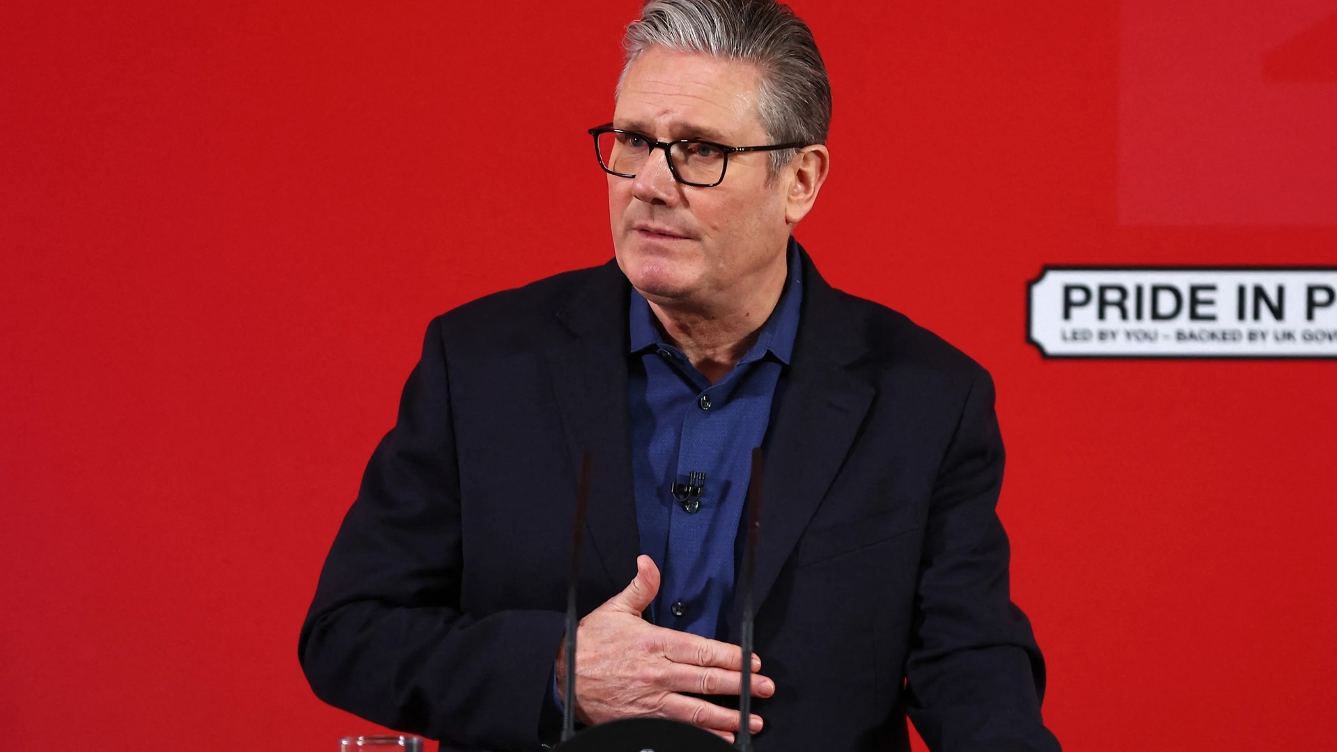 Video thumbnail for UK politics pressure : Mandelson row fuels voter discontent