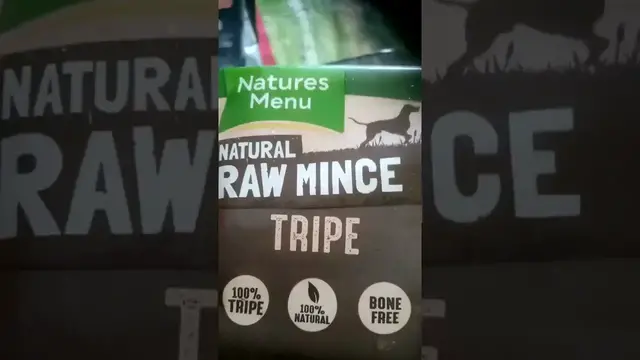 Video thumbnail for What to feed spaniels. What I feed my dogs.