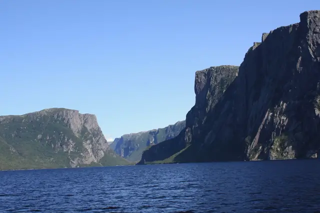 Video thumbnail for Western Brook Pond im Gros Morne National Park Newfoundland