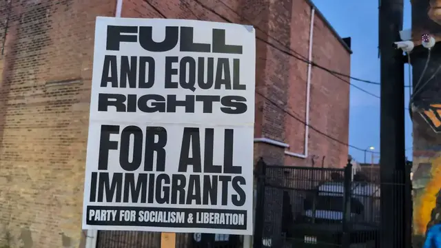 Video thumbnail for US: Activists hold vigil in Chicago after two fatal ICE shootings.