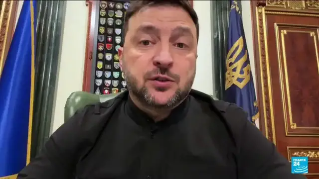 Video thumbnail for Zelensky holds talks with US negotiators, as fighting continues on the Ukrainian ground