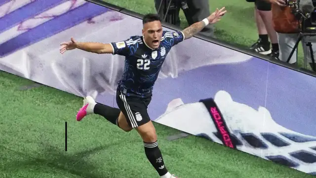 Video thumbnail for Argentina Stun England With Late Comeback to Reach World Cup Final.