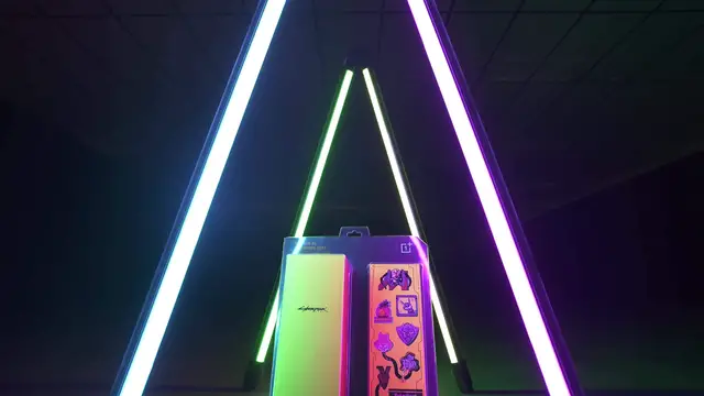 'Video thumbnail for Cyberpunk 2077 Limited Smartphone Unboxing'
