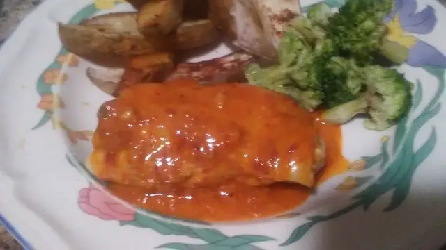 Video thumbnail for Chicken with Red Pepper Sauce
