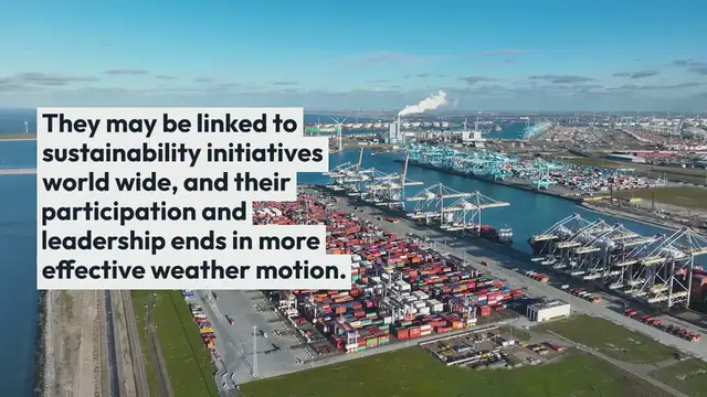 Video thumbnail for Top Airplane crash Secrets