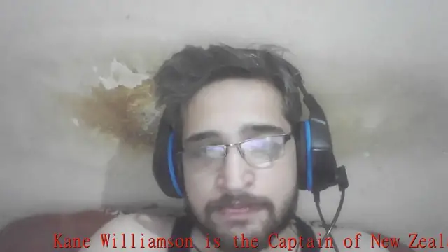 Video thumbnail for FFMPEG Command to Loop Scrolling Text Animation in MP4 Video With Colors,Fonts Using drawtext Filter
