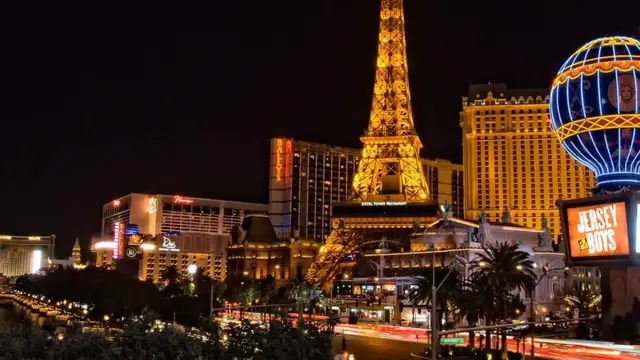 Video thumbnail for 10 Must-Do Activities in Las Vegas: Your Ultimate Guide