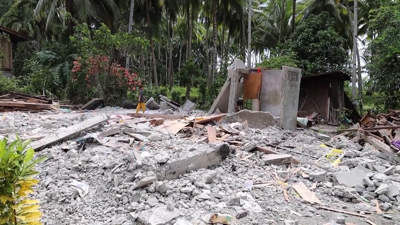 Video thumbnail for Philippines: Death toll from Philippines quake rises to 61.