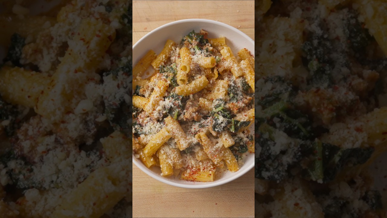 Video thumbnail for Sausage & Kale Rigatoni