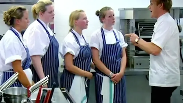 Video thumbnail for Gordon Ramsay Demonstrates How To Prepare A Crab Roll ¦ The F Word (720p 25fps)