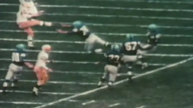 'Video thumbnail for Bob Uecker introduces Football Punt Blooper for The Best of The Wacky World of Sports'