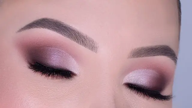 Video thumbnail for Mauve Cut Crease Tutorial | Soft Glam Eye Look