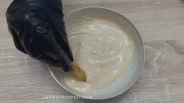 Video thumbnail for Czosnkowe Frytki z piekarnika z parmezanem