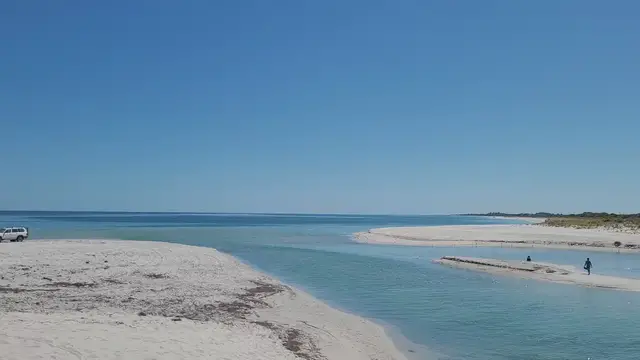 Video thumbnail for Fishing spot: Vasse-Wonnerup Estuary