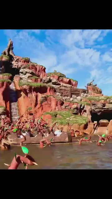 'Video thumbnail for Splash Mountain - Atração do Magic Kingdom'