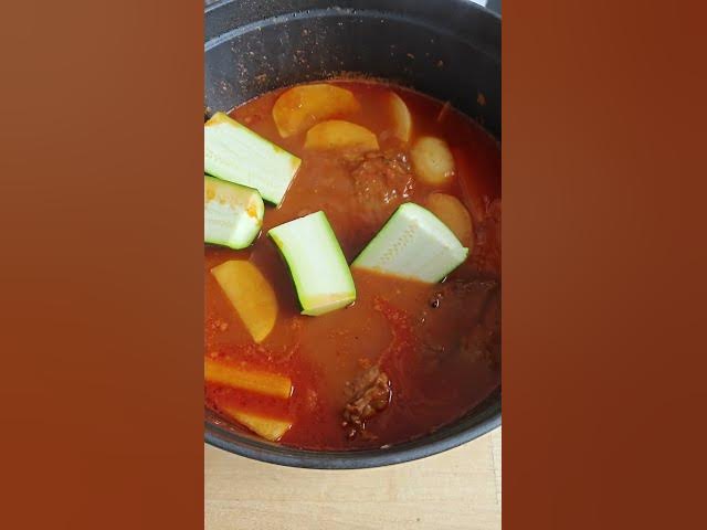 Video thumbnail for Couscous sauce rouge