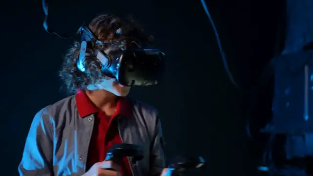 Video thumbnail for VR Gaming