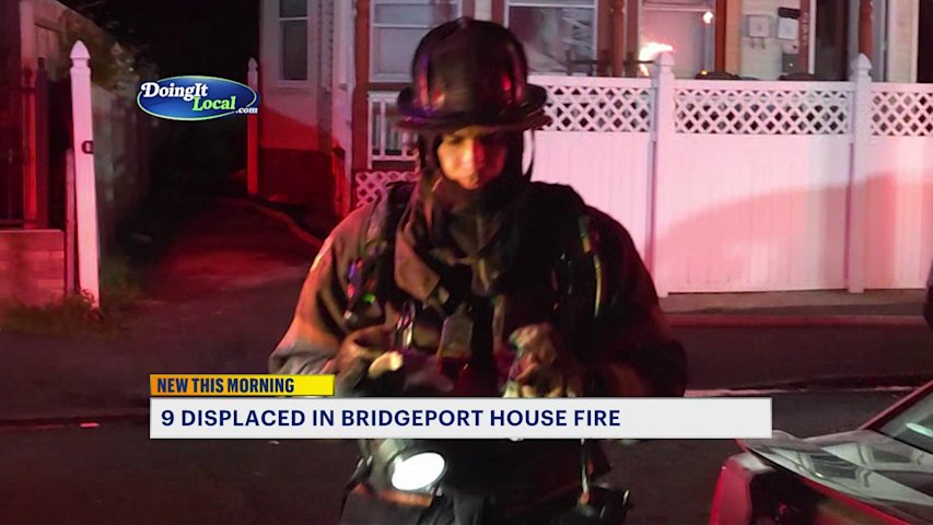 Video thumbnail for Nine people displaced, kittens rescued in Bridgeport fire
