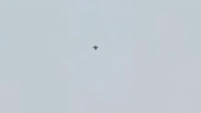 Video thumbnail for Lebanon: Warplanes Deploy Thermal Flares Across Southern Lebanon.