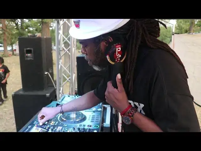 Video thumbnail for PAP SPENCER UNDERGROUND HOUSE SHOW CHICAGO