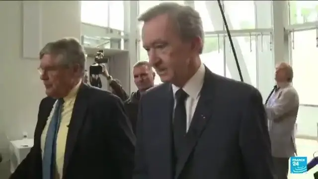 Video thumbnail for Billionaires' wealth hits new peak amid rising poverty, Oxfam says