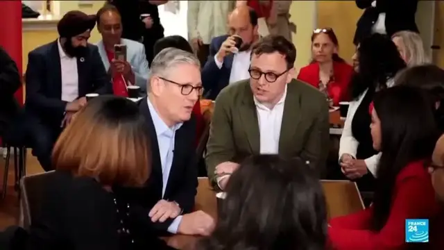 Video thumbnail for UK: Labour leadership battle? Ministers reportedly urge Keir Starmer to step down
