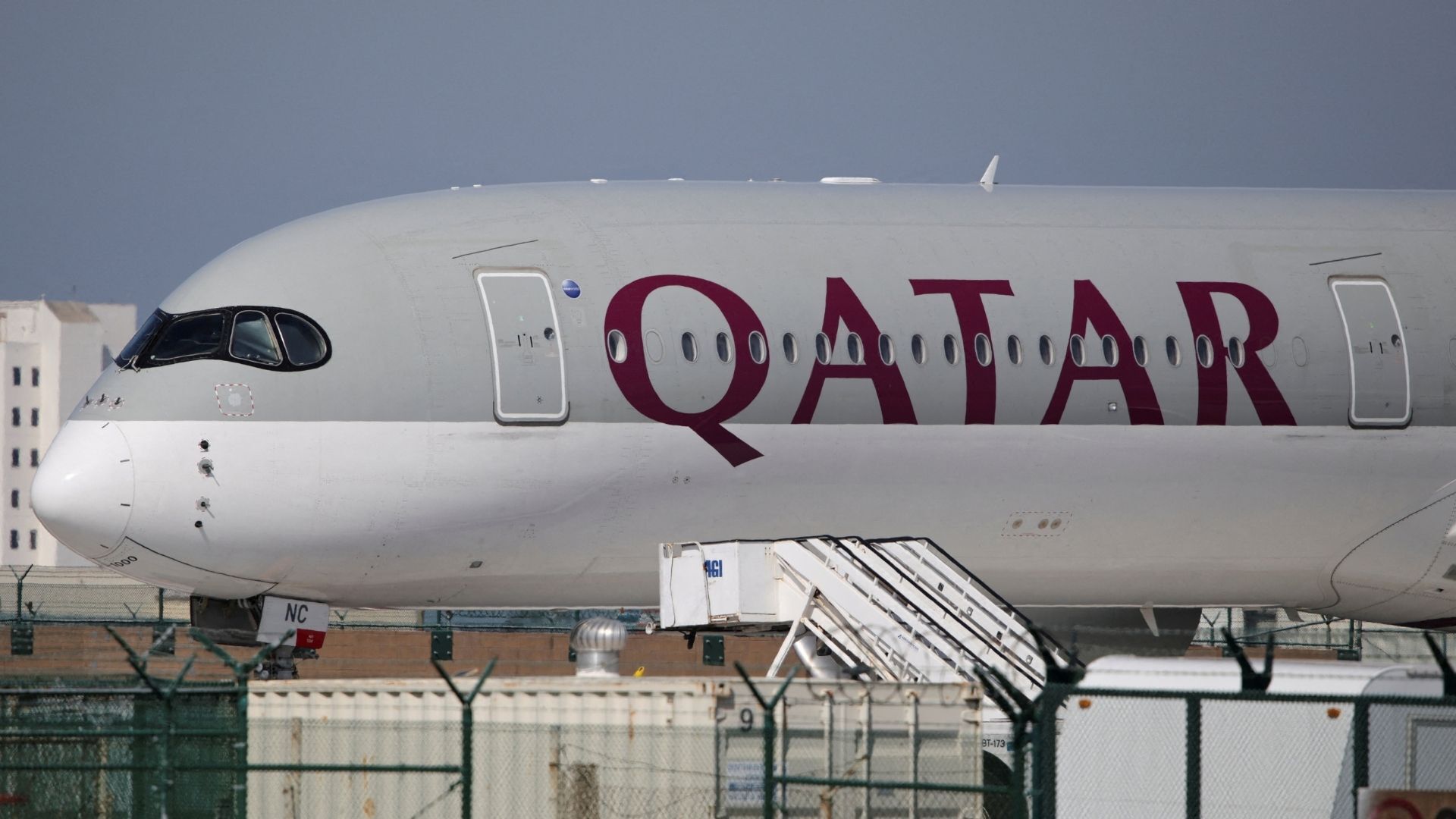 Video thumbnail for Flights to Qatar: Qatar Airways to operate several routes into Doha