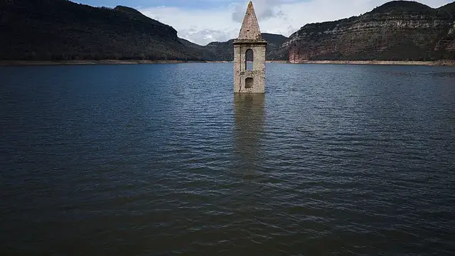 'Video thumbnail for Storm Alice batters Spain’s east and Balearic Islands with flooding and travel chaos'