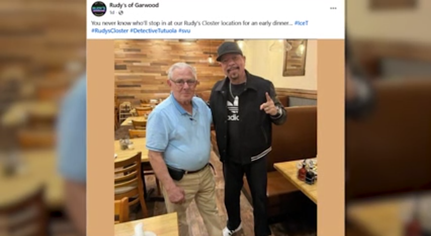 Video thumbnail for Actor and musician Ice–T spotted at Closter pizzeria
