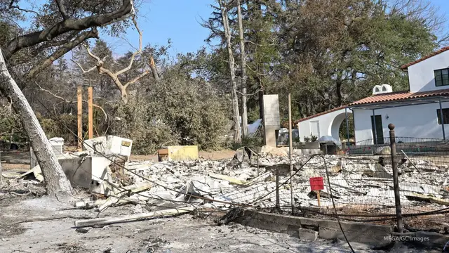 Video thumbnail for After LA wildfires, Mandy Moore says residents are cutting through red tape