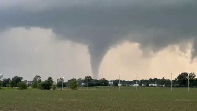 Video thumbnail for US: Massive Wedge Tornado Carves Destructive Path Across Central Illinois.