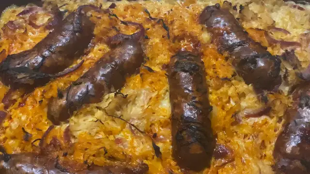 Video thumbnail for Rezept: Rahmsauerkraut aus dem Ofen