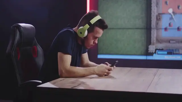 Video thumbnail for Connections Archive – Play Past Puzzles Anytime!