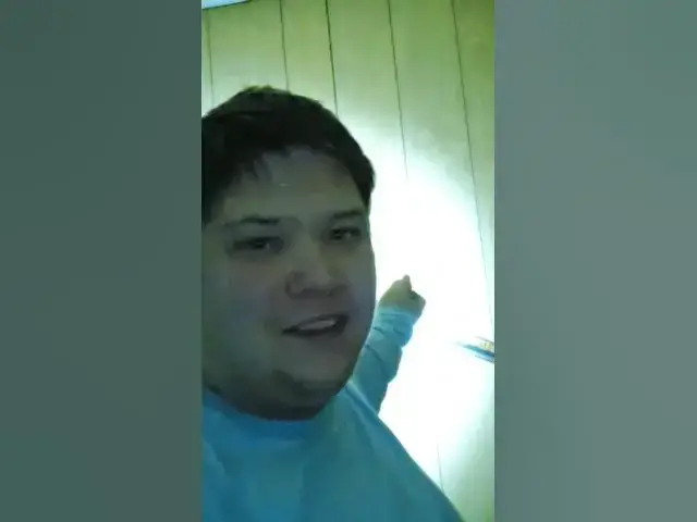 'Video thumbnail for This little flash light is crazy!'