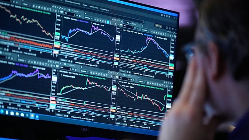 Video thumbnail for Wall Street falls, oil surges after Trump threatens more attacks on Iran