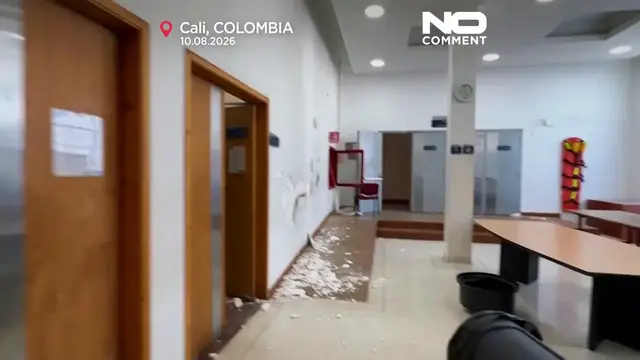 Video thumbnail for Moment Cali hospital collapses after powerful Colombia earthquake