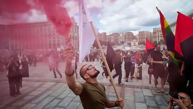 'Video thumbnail for Kyiv ceremony honours artist killed on the frontline'