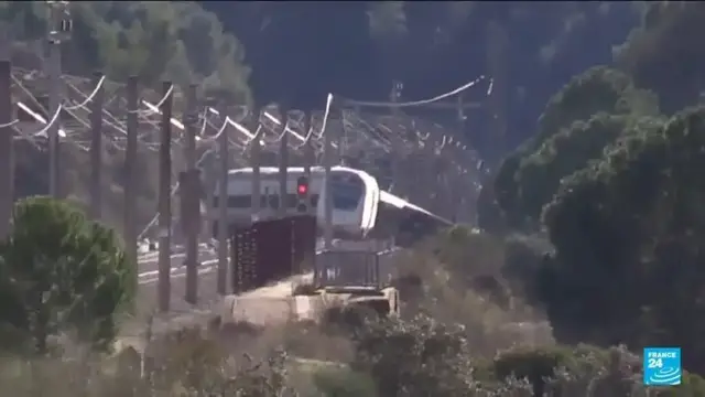 Video thumbnail for Spain deploys heavy machinery to recover missing bodies among train crash wreckage