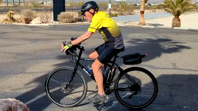 'Video thumbnail for 85-year-old Robert Sanders becomes oldest man to cycle across the USA'
