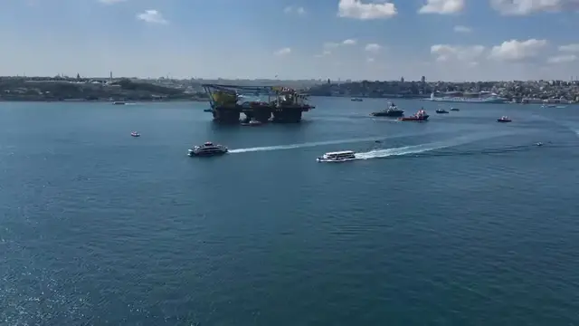 Video thumbnail for Türkiye: Massive crane vessel Saipem 7000 transits Istanbul's Bosphorus Strait.