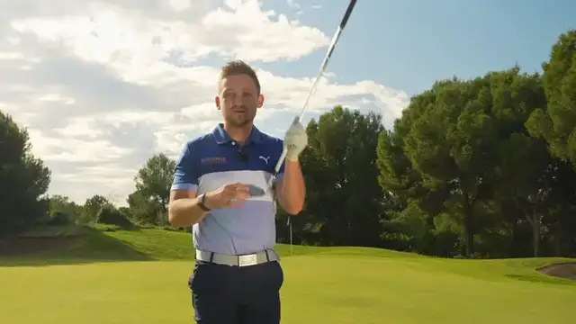 'Video thumbnail for Tips To Help Improve Your Chipping'